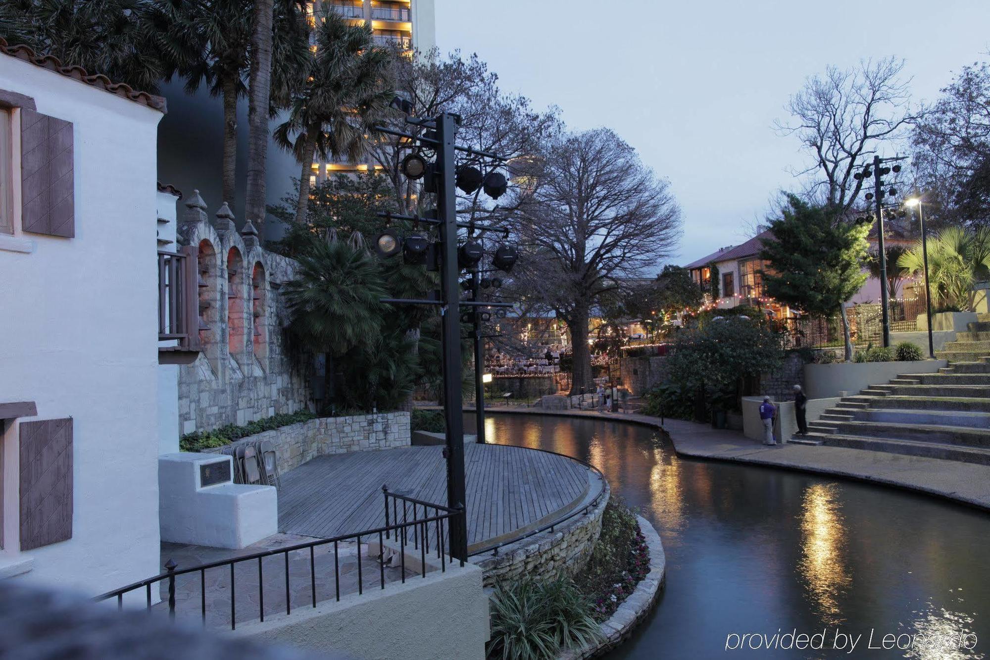 Comfort Suites Alamo-River Walk San Antonio Exterior foto